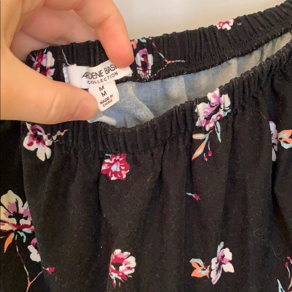 ✨ Floral Romper - Picture 6 of 6